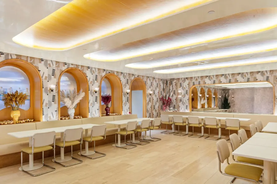 Custom wood banquette and millwork in a New York restaurant